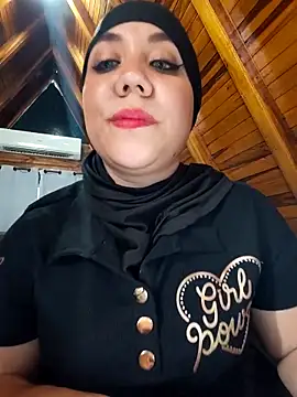 Snapshot of AmbarBurhan chatting on 22, 12, 2025 AmbarBurhan online show from 22, 12, 2025