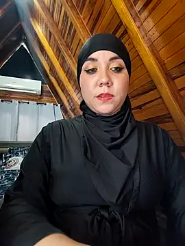 Snapshot of AmbarBurhan chatting on 13, 1, 2026 AmbarBurhan online show from 13, 1, 2026