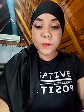 Snapshot of AmbarBurhan chatting on 6, 2, 2026 AmbarBurhan online show from 6, 2, 2026