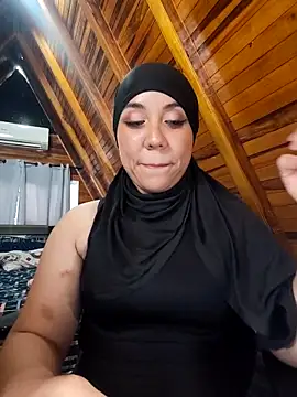 Snapshot of AmbarBurhan chatting on 13, 2, 2026 AmbarBurhan online show from 13, 2, 2026