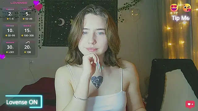 Snapshot of Aurora_workerr chatting on 25, 12, 2024 Aurora workerr online show from 25, 12, 2024