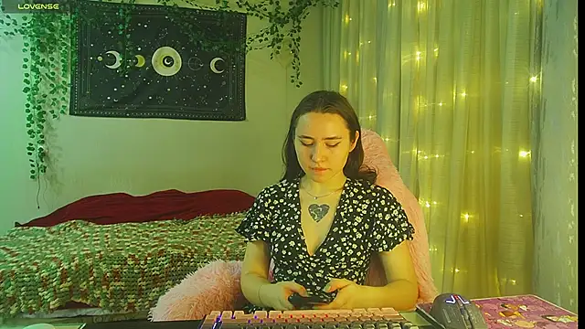 Aurora workerr online show from 21, 12, 2025