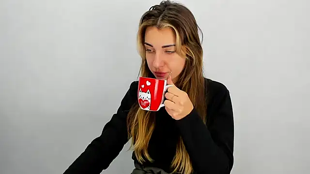 Snapshot of Summmmersky chatting on 23, 1, 2025 Summmmersky online show from 23, 1, 2025