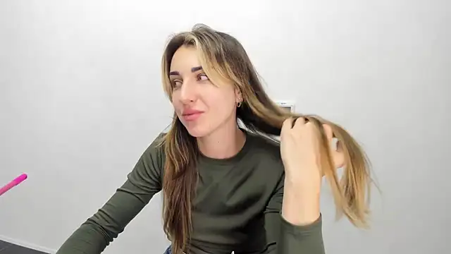 Snapshot of Summmmersky chatting on 24, 1, 2025 Summmmersky online show from 24, 1, 2025