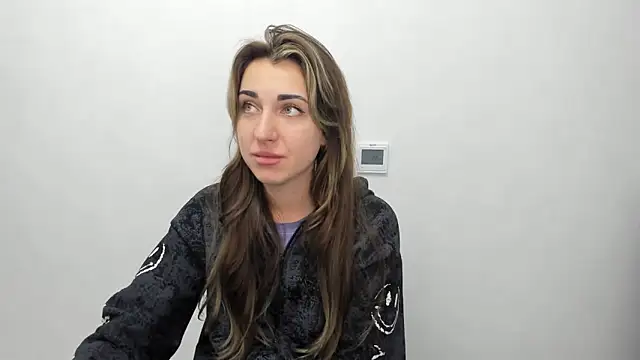 Snapshot of Summmmersky chatting on 1, 2, 2025 Summmmersky online show from 1, 2, 2025