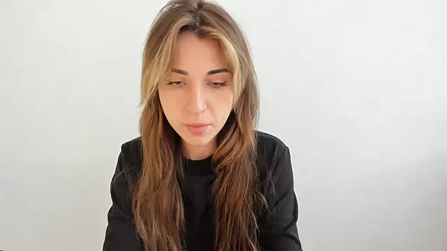 Snapshot of Summmmersky chatting on 24, 2, 2025 Summmmersky online show from 24, 2, 2025