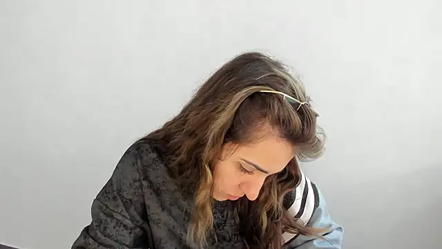 Snapshot of Summmmersky chatting on 7, 3, 2025 Summmmersky online show from 7, 3, 2025