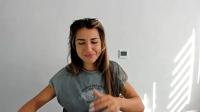 Snapshot of Summmmersky chatting on 14, 9, 2025 Summmmersky online show from 14, 9, 2025