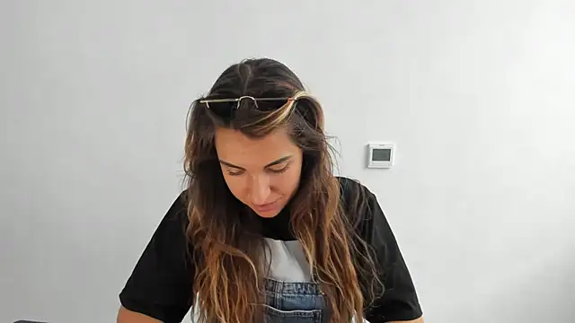 Snapshot of Summmmersky chatting on 25, 9, 2025 Summmmersky online show from 25, 9, 2025