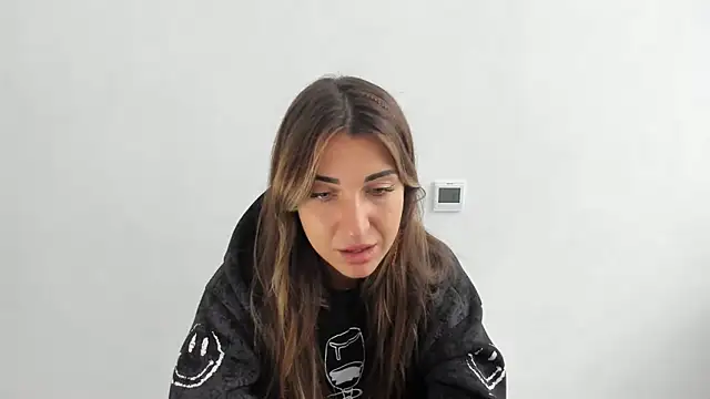 Snapshot of Summmmersky chatting on 2, 10, 2025 Summmmersky online show from 2, 10, 2025