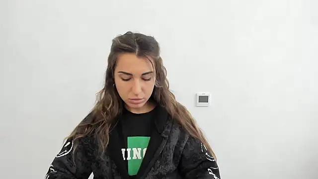 Snapshot of Summmmersky chatting on 7, 10, 2025 Summmmersky online show from 7, 10, 2025