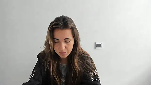 Snapshot of Summmmersky chatting on 10, 10, 2025 Summmmersky online show from 10, 10, 2025