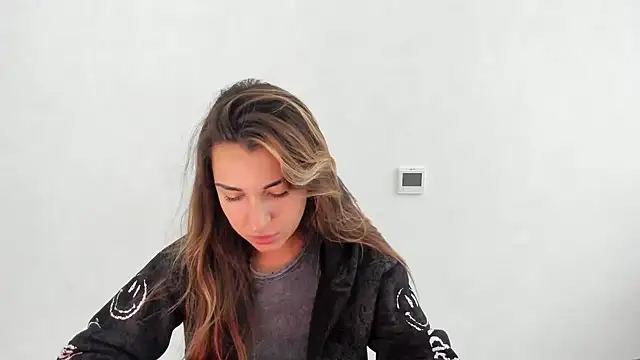 Snapshot of Summmmersky chatting on 10, 11, 2025 Summmmersky online show from 10, 11, 2025