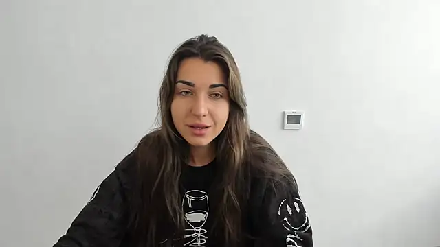 Snapshot of Summmmersky chatting on 14, 11, 2025 Summmmersky online show from 14, 11, 2025