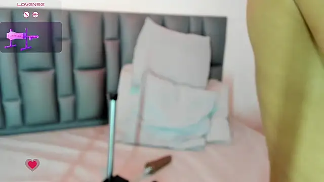 Abbyadams online show from 17, 11, 2025