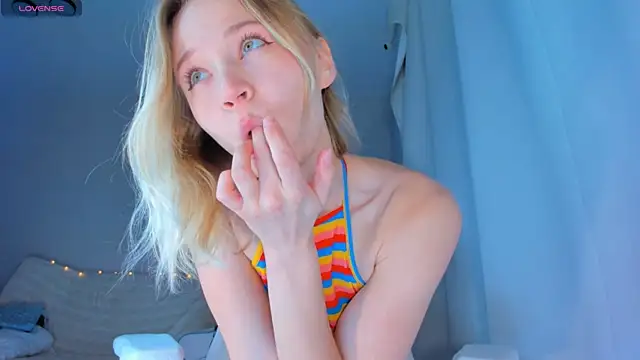 JennyWoody online show from 23, 11, 2025