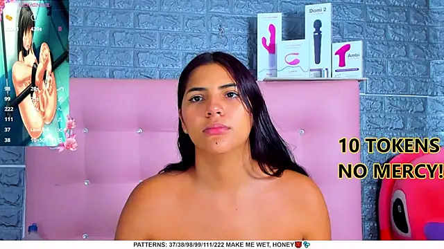 Snapshot of AriannaLewiis chatting on 24, 1, 2025 AriannaLewiis online show from 24, 1, 2025