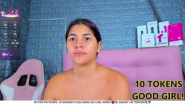 Snapshot of AriannaLewiis chatting on 27, 2, 2025 AriannaLewiis online show from 27, 2, 2025