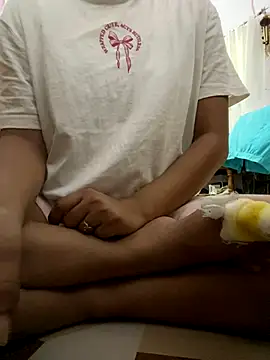 Snapshot of samayra124 chatting on 16, 9, 2025 samayra124 online show from 16, 9, 2025