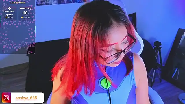 AnngelaSkye online show from 4, 2, 2026