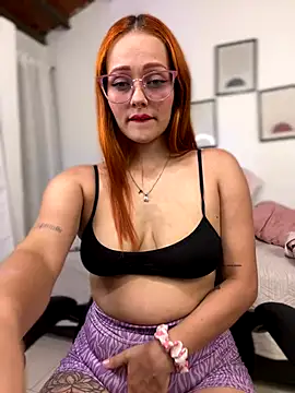 Snapshot of Miss-Abbii chatting on 15, 10, 2025 Miss-Abbii online show from 15, 10, 2025