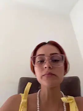 Miss-Abbii online show from 12, 2, 2026