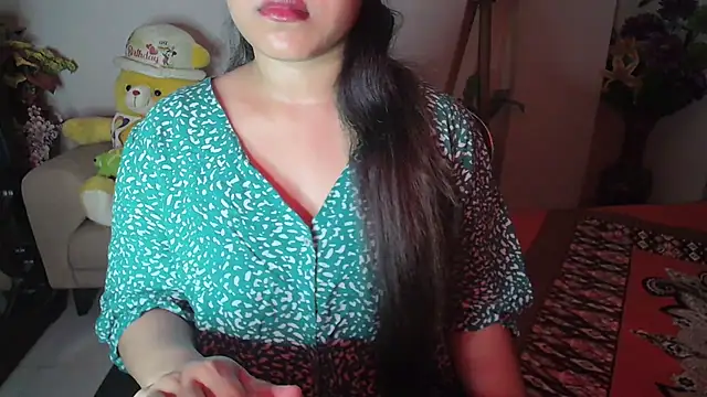 Snapshot of Most-Beautiful-Queen chatting on 28, 12, 2024 Most-Beautiful-Queen online show from 28, 12, 2024