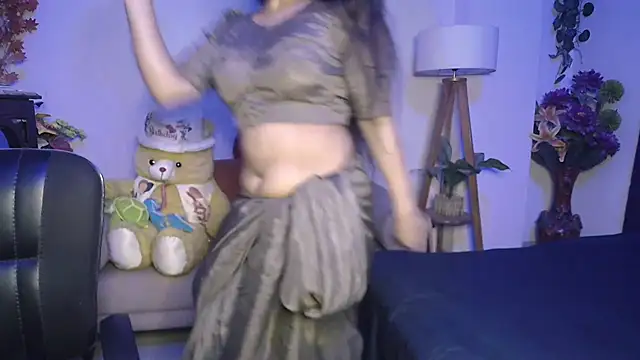 Snapshot of Most-Beautiful-Queen chatting on 24, 1, 2025 Most-Beautiful-Queen online show from 24, 1, 2025