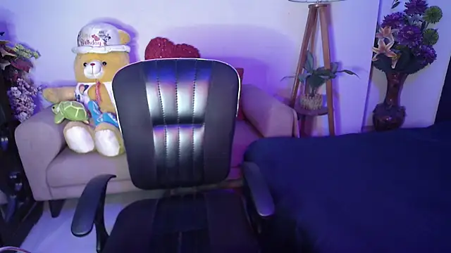 Snapshot of Most-Beautiful-Queen chatting on 28, 1, 2025 Most-Beautiful-Queen online show from 28, 1, 2025