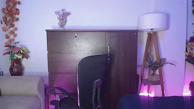 Snapshot of Most-Beautiful-Queen chatting on 27, 2, 2025 Most-Beautiful-Queen online show from 27, 2, 2025