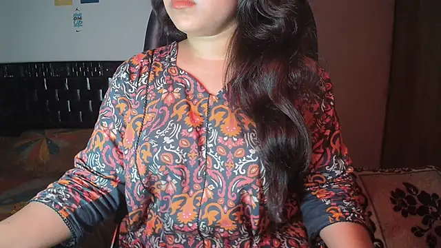 Snapshot of Most-Beautiful-Queen chatting on 17, 10, 2025 Most-Beautiful-Queen online show from 17, 10, 2025