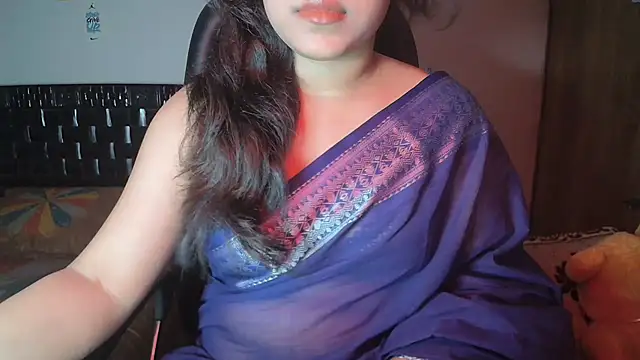 Snapshot of Most-Beautiful-Queen chatting on 18, 10, 2025 Most-Beautiful-Queen online show from 18, 10, 2025