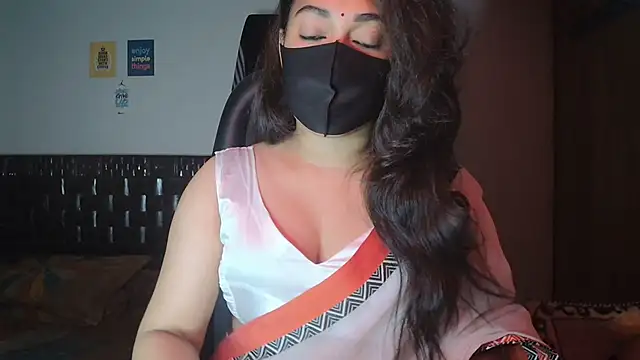 Snapshot of Most-Beautiful-Queen chatting on 4, 11, 2025 Most-Beautiful-Queen online show from 4, 11, 2025