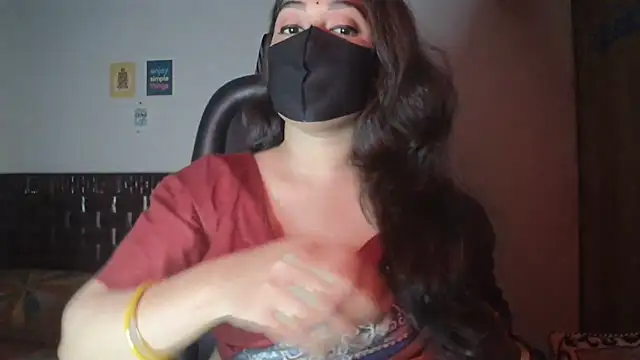 Snapshot of Most-Beautiful-Queen chatting on 11, 11, 2025 Most-Beautiful-Queen online show from 11, 11, 2025