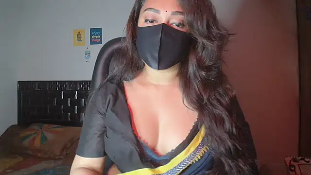 Snapshot of Most-Beautiful-Queen chatting on 14, 11, 2025 Most-Beautiful-Queen online show from 14, 11, 2025