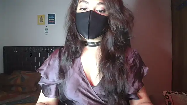 Snapshot of Most-Beautiful-Queen chatting on 15, 11, 2025 Most-Beautiful-Queen online show from 15, 11, 2025