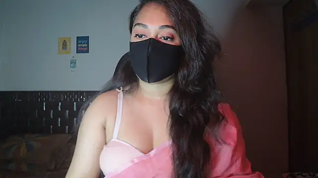 Snapshot of Most-Beautiful-Queen chatting on 16, 11, 2025 Most-Beautiful-Queen online show from 16, 11, 2025