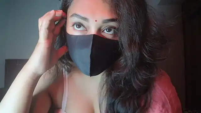 Snapshot of Most-Beautiful-Queen chatting on 21, 11, 2025 Most-Beautiful-Queen online show from 21, 11, 2025