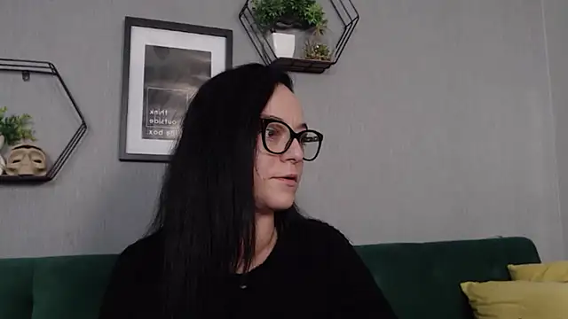 IzabelllNoir online show from 10, 1, 2025