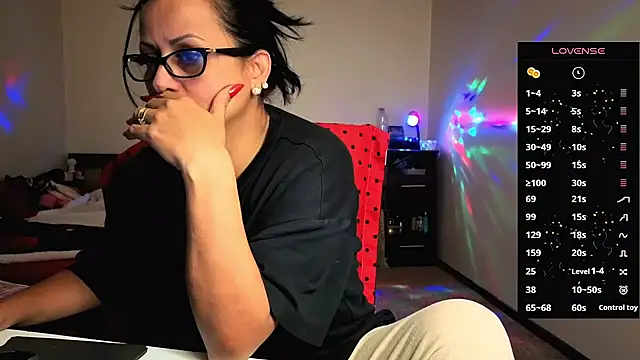 Snapshot of YourDreamLoverr chatting on 26, 9, 2025 YourDreamLoverr online show from 26, 9, 2025