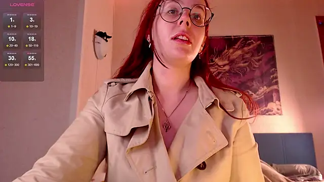 Snapshot of VanessaLincum chatting on 21, 10, 2025 VanessaLincum online show from 21, 10, 2025