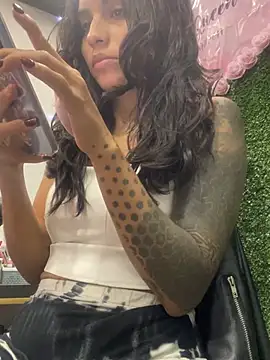 Snapshot of Anifer chatting on 17, 1, 2025 Anifer online show from 17, 1, 2025