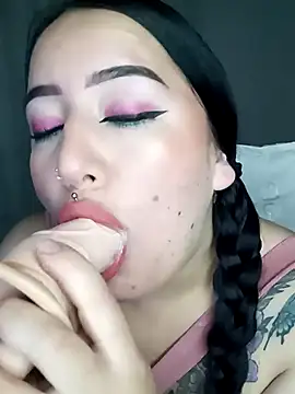 kirara dirty online show from 28, 1, 2025