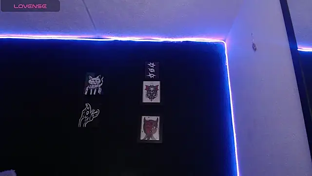 Snapshot of niakat_ chatting on 17, 12, 2024 niakat  online show from 17, 12, 2024