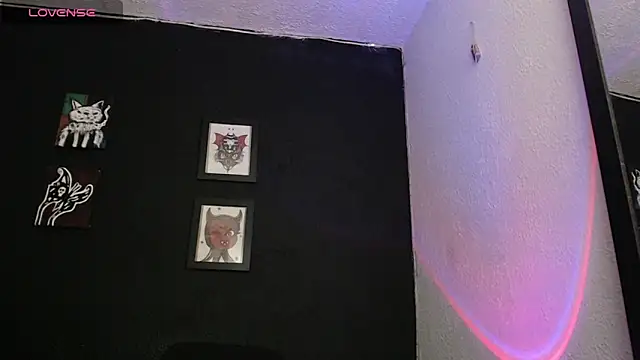 Snapshot of niakat_ chatting on 10, 1, 2025 niakat  online show from 10, 1, 2025