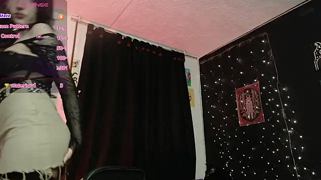 Snapshot of niakat_ chatting on 4, 3, 2025 niakat  online show from 4, 3, 2025