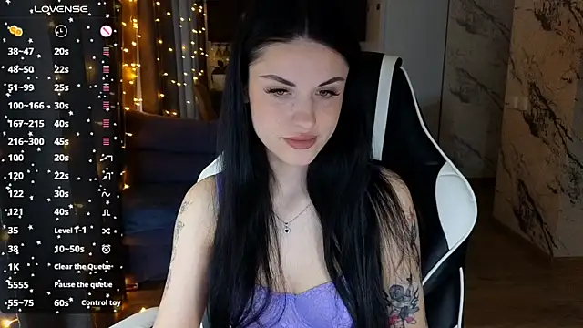 Snapshot of Mary___Moore chatting on 3, 2, 2025 Mary Moore online show from 3, 2, 2025