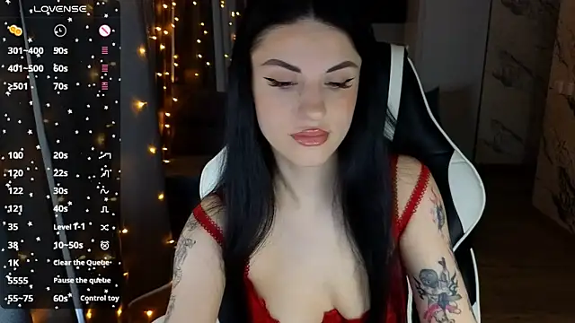 Snapshot of Mary___Moore chatting on 14, 2, 2025 Mary Moore online show from 14, 2, 2025