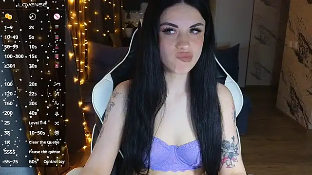 Snapshot of Mary___Moore chatting on 7, 3, 2025 Mary Moore online show from 7, 3, 2025