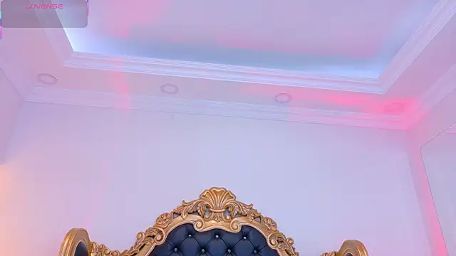 AdelinaVans online show from 13, 11, 2025